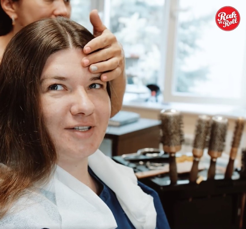RAK'N'ROLL: Emilia Wyskok z Krotoszyna obcięła włosy by wesprzeć chorych na raka. Wielkie brawa! [GALERIA + FILM]
