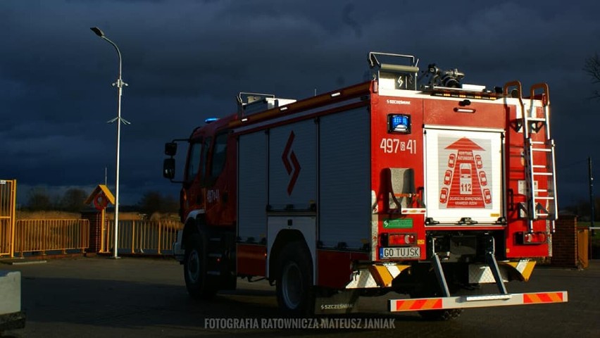  W OSP Tujsk strażacy dysponują od ubiegłego roku nowym wozem ratowniczym. Prezentuje się doskonale