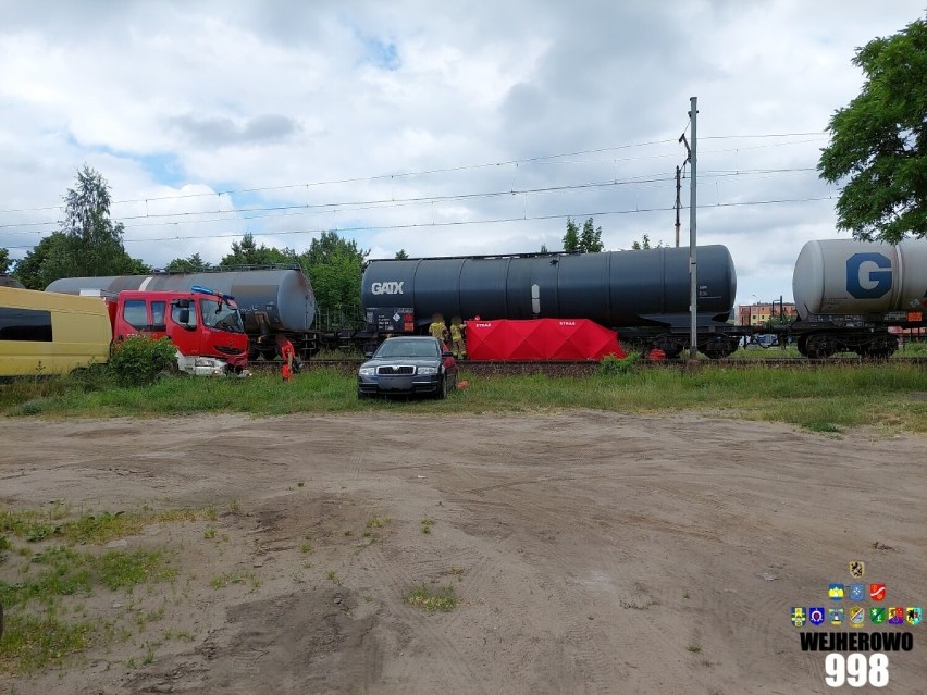 Wypadek śmiertelny na torach w pobliżu stacji SKM Wejherowo-Nanice. Utrudnienia w ruchu kolejowym na trasie Gdańsk - Lębork | ZDJĘCIA