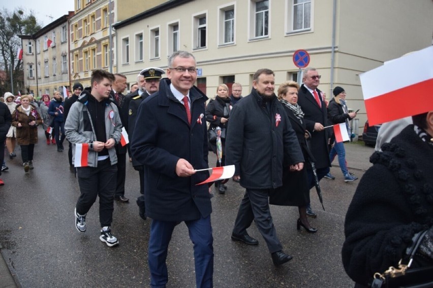 Przejdź do materiału. Kliknij TUTAJ