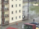 Na balkonie bloku w Witkowie pojawił się ogień. Interweniowała straż pożarna