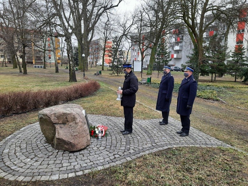 Strażacy z PSP uczcili pamięć Żołnierzy Wyklętych [ZDJĘCIA]