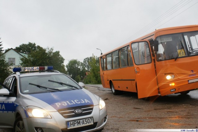 Suwalscy policjanci kontrolowali gimbusy