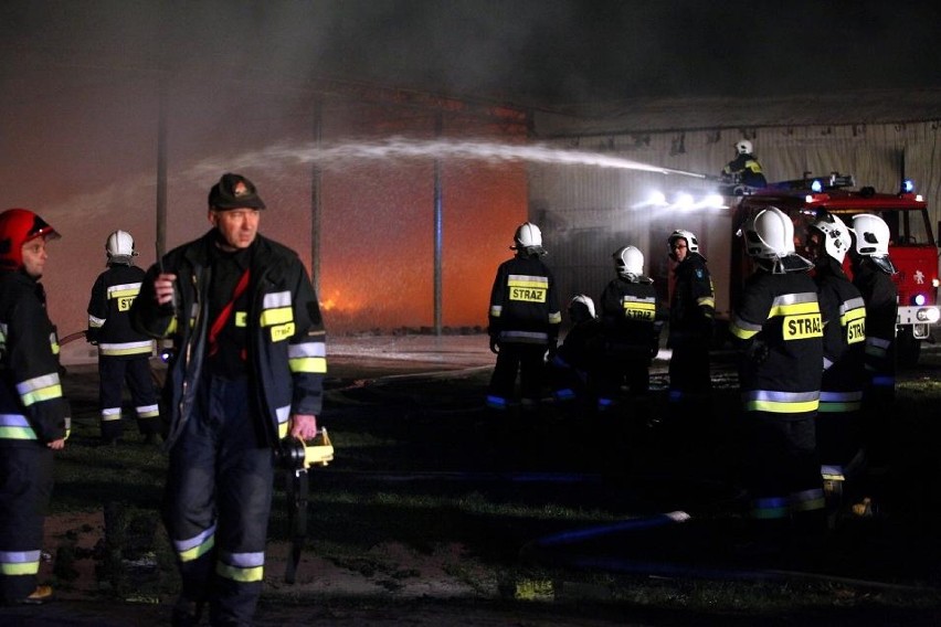 Pożar fabryki kartonów w Rakoniewicach