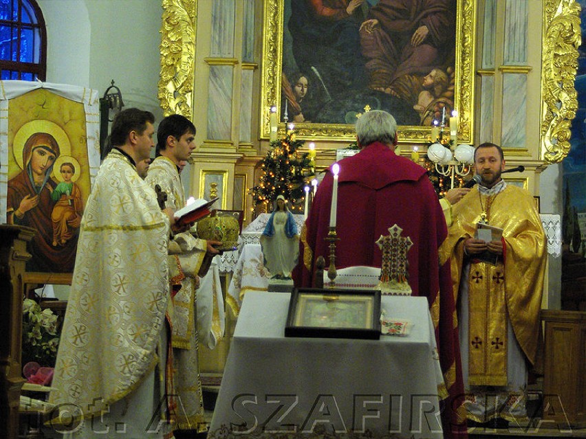 Na liturgii powitał zgromadzonych ks. Miron Michaliszyn...