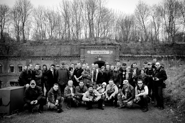 To wyjątkowe miejsce odwiedziliśmy podczas akcji fotograficznej Photo Day 5.0. To wdzięczny obiekt do fotografowania, ciekaw historia, konstrukcja i idealny stan zachowania. W najbliższą niedzielę ponownie nadarzy nam się okazja, aby odwiedzić Fort XIII i porobić w nim fotki!