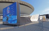 Najlepsi na świecie zawodnicy MTB będą zjeżdżać z dachu MCK. Red Bull Roof Ride Katowice. Tor już niemal gotowy