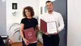 Inwestycje drogowe w gminie Łask. Podpisano umowę na rozbudowę drogi w Sięganowie