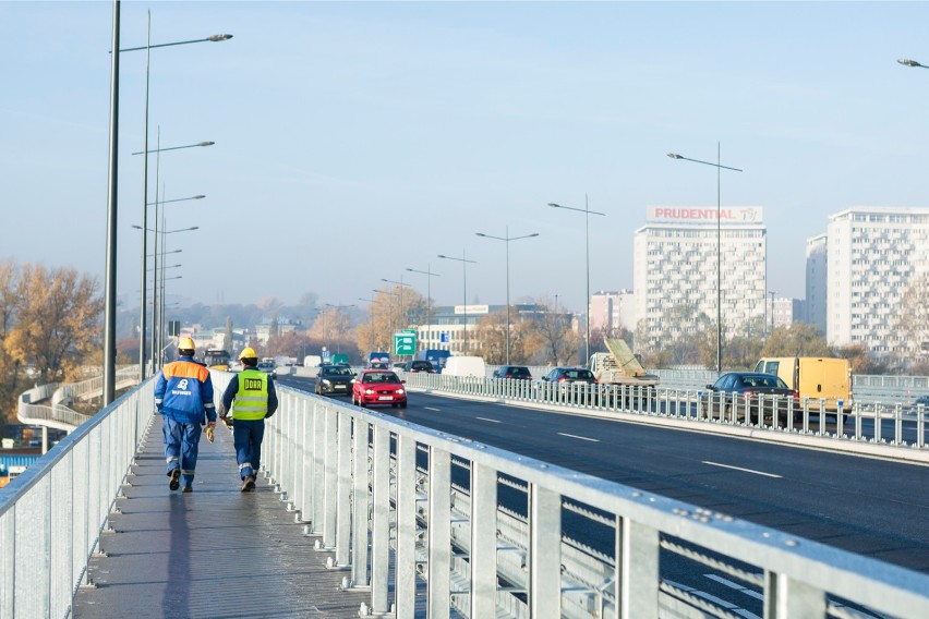 Pożar mostu Łazienkowskiego. Śledztwo zostało umorzone