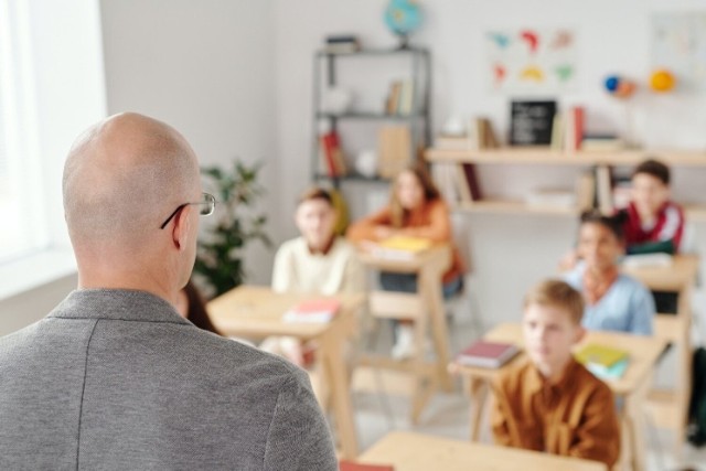 Najwyższy średnik wynik egzaminu z języka angielskiego w Nowej Soli osiągnęli uczniowie SP nr 8.Jak wypadła matematyka i języka polski. Zobacz w galerii >>>