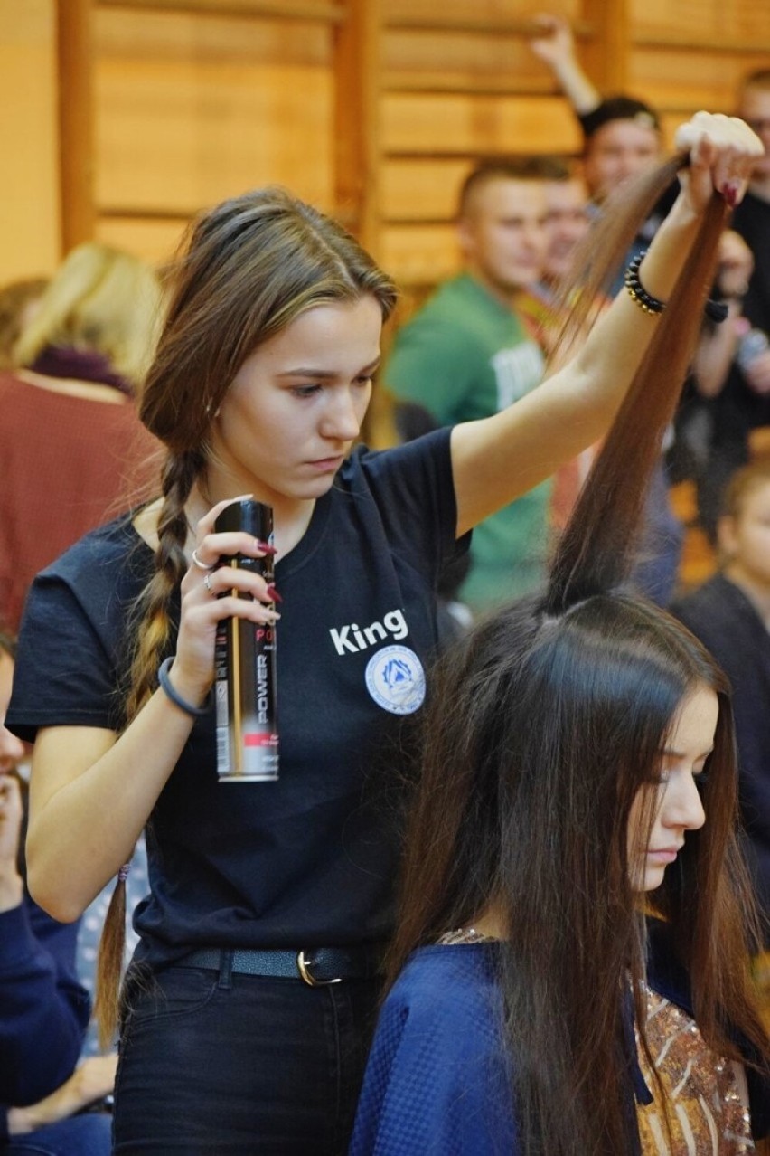 Wraca Konkurs Fryzjerski „O Grzebień Mistrza Antoine'a” w Sieradzu. Zobacz jak przebiegały poprzednie edycje ZDJĘCIA