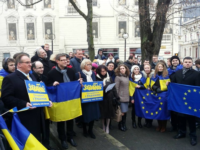 15 grudnia w Pasażu Rubinsteina protestowano w akcie solidarności z Euromajdanem w Kijowie.