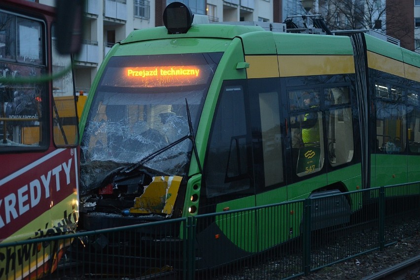 Zderzenie tramwajów w Poznaniu. 20 osób rannych na Polance