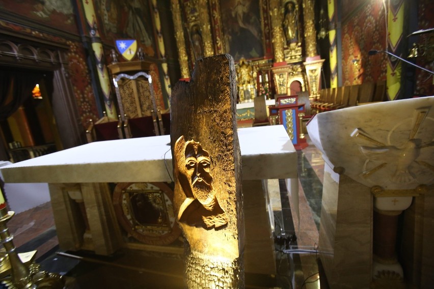 Pożar katedry w Sosnowcu. Msze św. znów odbywają się w świątyni