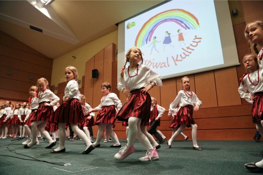 Organizatorem VIII Festiwalu Kultur jest białostocka szkoła...