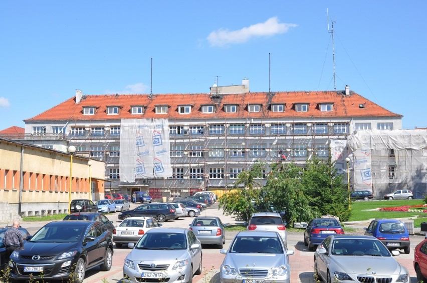 „Chwilówka” z ratusza dla szpitala w Szczecinku 