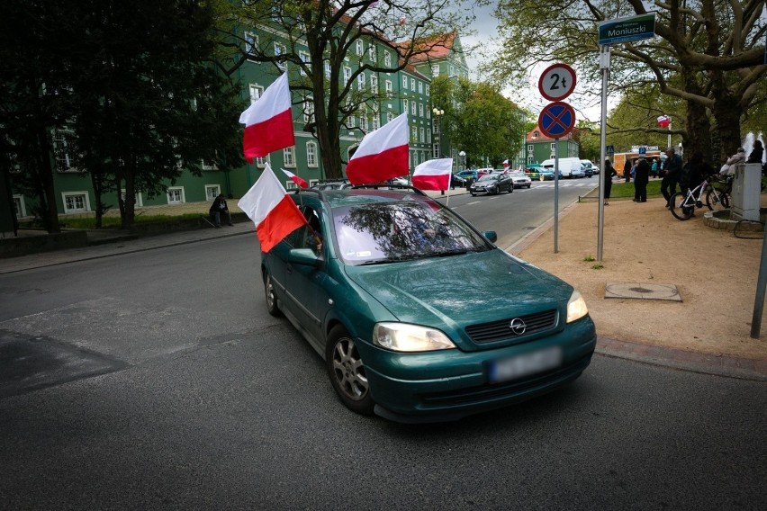 Patriotyczny przejazd w Szczecinie 3 maja 2019