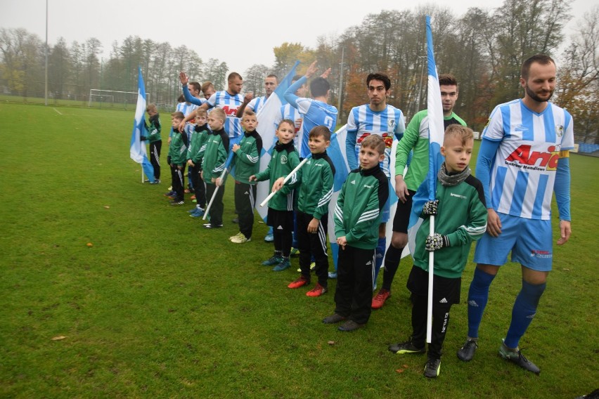 MKP Szczecinek pogromca liderów. Tym razem Hutnika [zdjęcia]