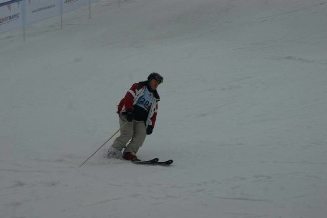 W zorganizowanym w Rabce Zdroju narciarskim memoriale im. Marii Kaczyńskiej wzięło udział ok. 50 narciarzy w wieku od 3 do 80 lat