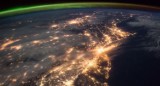 Widok Ziemi z Międzynarodowej Stacji Kosmicznej nie może się znudzić. Zobacz film "Earthlapse" (wideo)