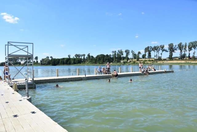 Sezon nad jeziorem w Wąsoszu miał zacząć się na dobre 1 lipca. Nie zacznie się!