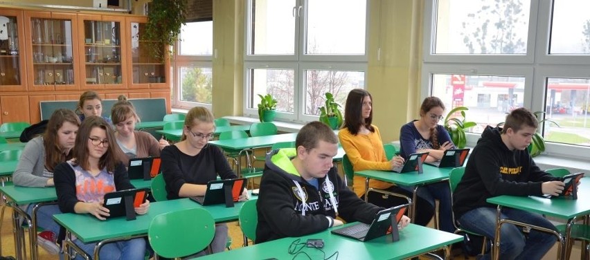 II Liceum Ogólnokształcące w Wodzisławiu Śląskim otrzymało tablety