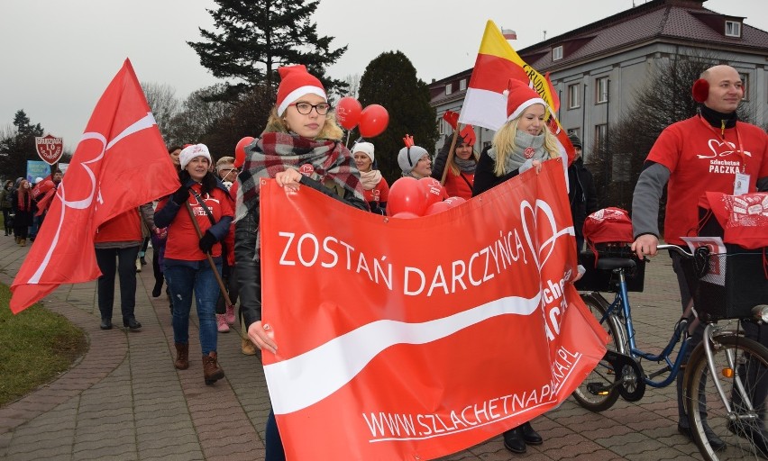 Marsz Szlachetnej Paczki wyruszył sprzed starostwa w...