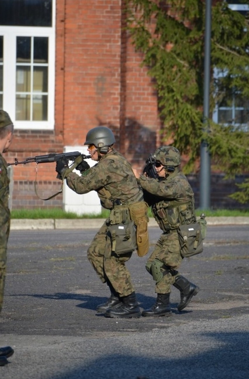 Ćwiczenia "Sokół-15" w 22 BLT w Malborku [ZDJĘCIA]. "Bomba" w jednostce wojskowej