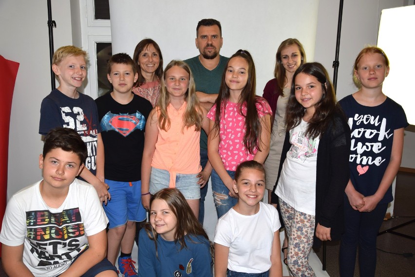 Naszą redakcję w Rybniku odwiedziły dzieci z Zespołu Szkół Sportowych w Radlinie - ZDJĘCIA I FILM