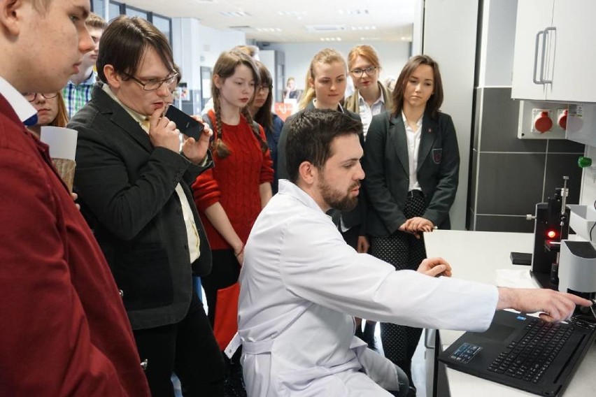 XX Targi Edukacyjne w Łodzi. Weź udział w "Wielkiej Lekcji" z Piotrem Pustelnikiem