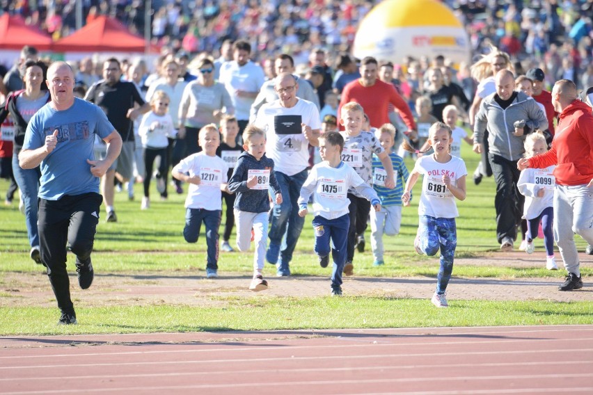 Tysiące dzieci i młodzieży wystartowało w biegach im. Bronisława Malinowskiego [dużo zdjęć]