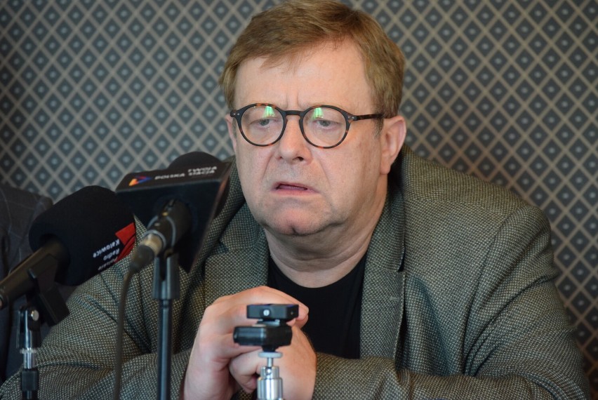 Częstochowa. Olaf Lubaszenko nie będzie dyrektorem częstochowskiego teatru? Aktor złożył rezygnację! Nowe informacje