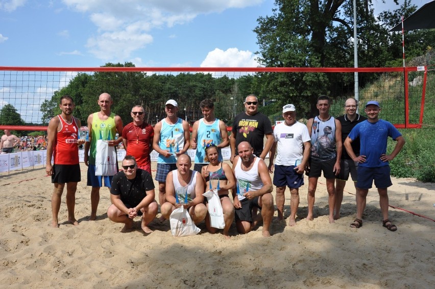 Turniej siatkówki plażowej