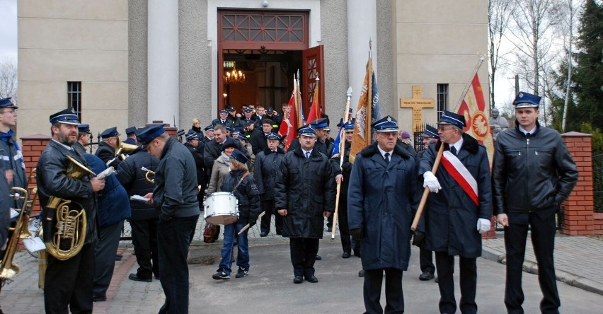 Strażacy z Łowynia mają sztandar [GALERIA]