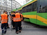 MPK Poznań: Wykolejenie tramwaju na Al. Marcinkowskiego [ZDJĘCIA]