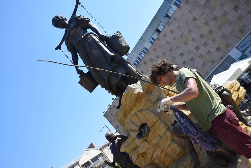 Fontanna Pauckscha ma już 126 lat. Dzisiejsza rzeźba ma...