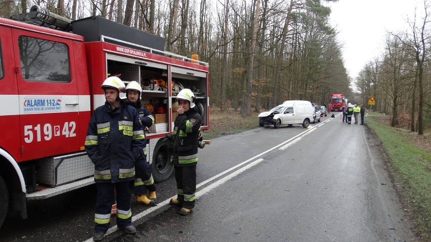 Poważny wypadek. 3 osoby ranne