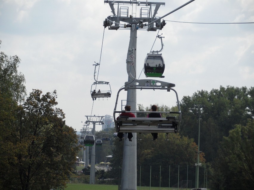 Kolejka linowa w Chorzowie działa ponad tydzień, a już ma...