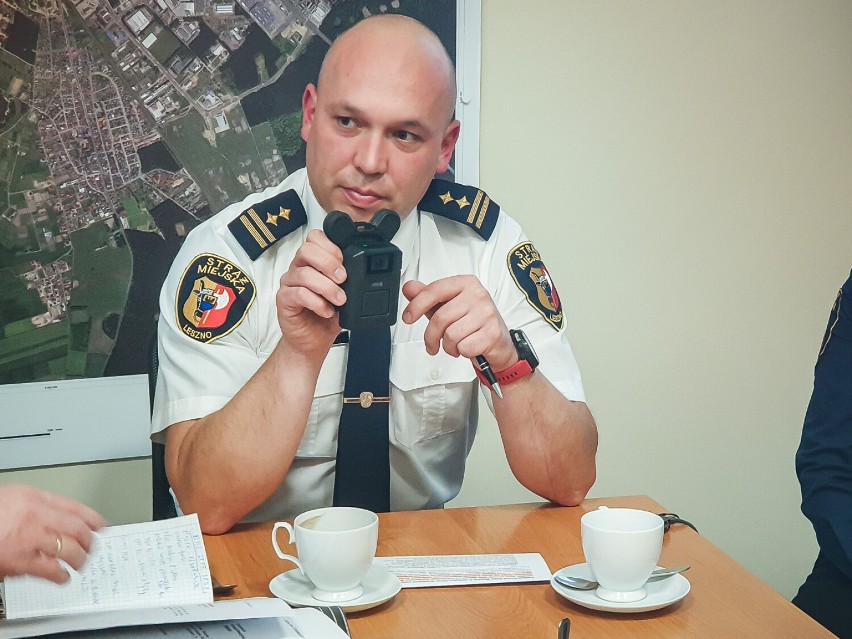 Nowe kamery dla strażników miejskich z Leszna