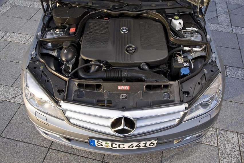 Mercedes-Benz 190 i Klasa C wyznaczają trendy w technologii układów napędowych