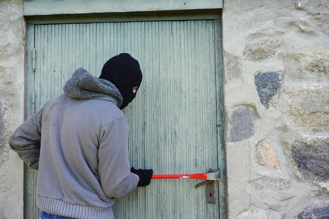 Na wnuczkę czy na policjanta. Nie dajcie się oszukać!