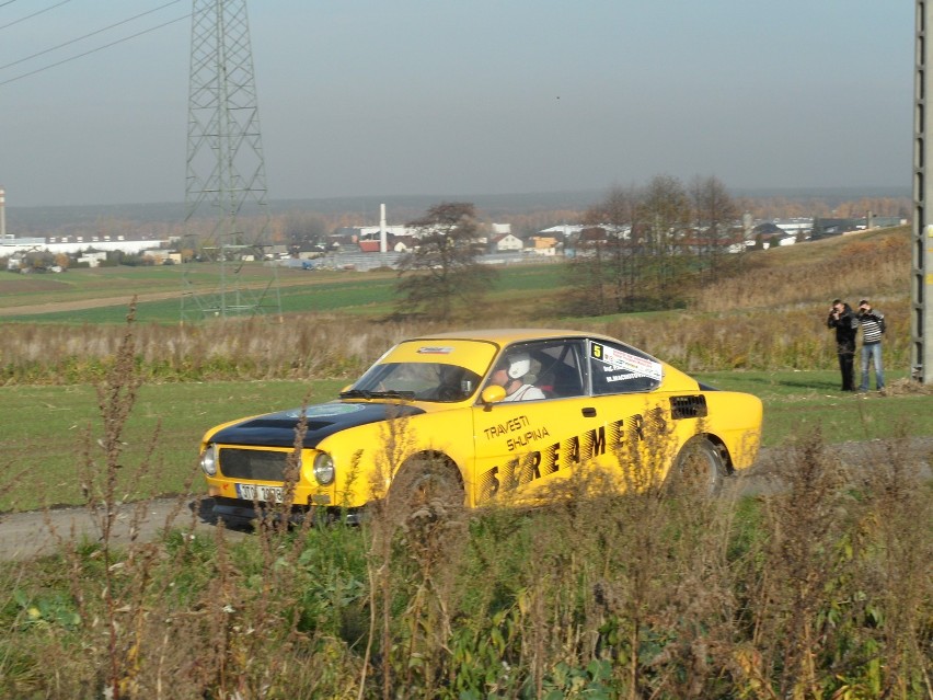 Rajd Samochodowy w Żorach 11.11.2012 r.: Pisk opon, zapach spalonej gumy i wielkie emocje