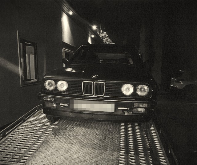 Pojazd marki BMW został skradziony na terenie Niemiec.