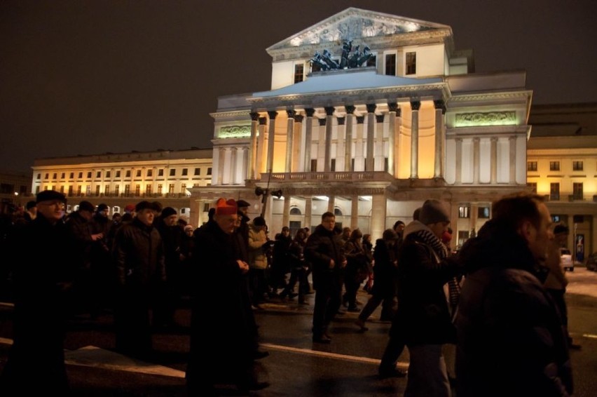 Centralna Droga Krzyżowa 2015 w Warszawie. W piątek 3...