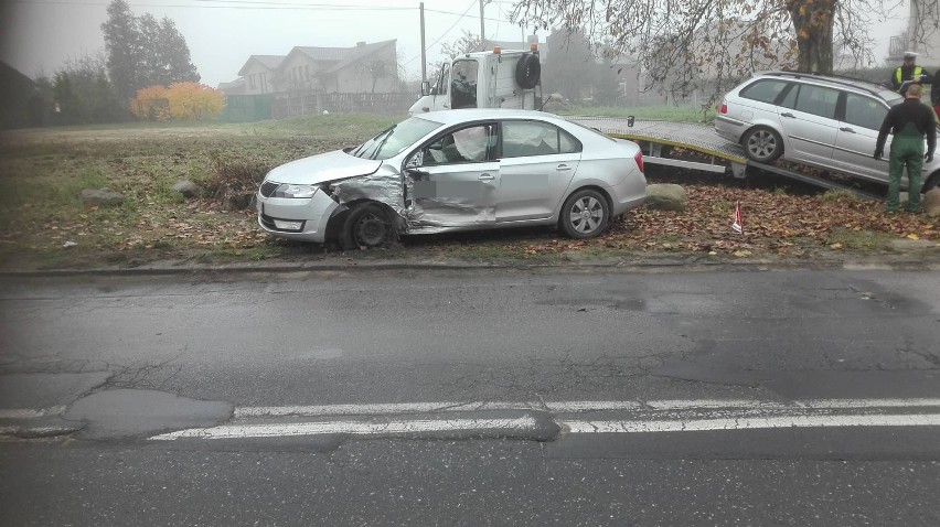 Zderzenie bmw ze skodą w Łaskowicach [FOTO]