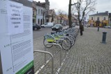 Do Łowicza przywieziono 96 rowerów publicznych. Ich wypożyczenie jest legalne czy nie?