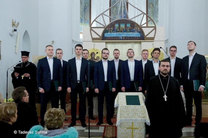 NASZ PATRONAT. W pełnej stargardzkiej cerkwi prawosławnej pięknie zaśpiewały dwa chóry z Warszawy