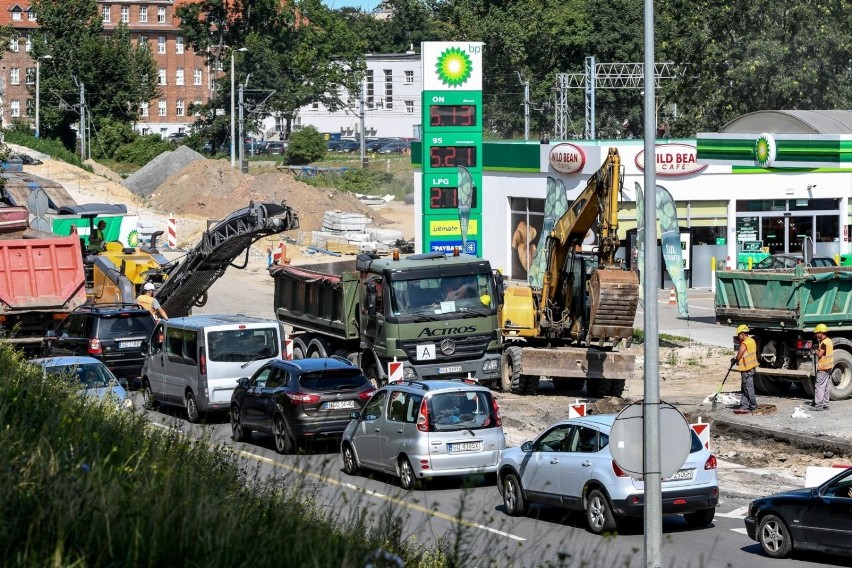 Remonty na drogach. Na Wasze sygnały czekamy pod adresem...