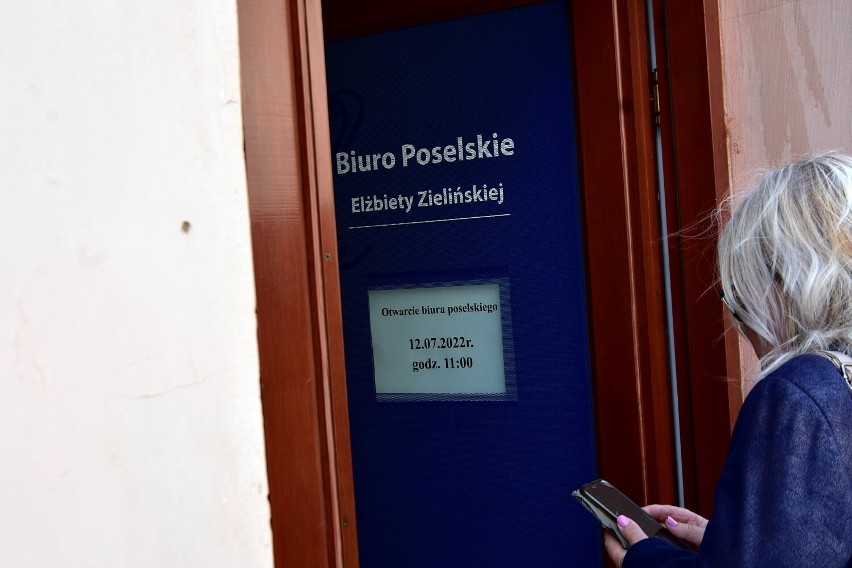 Elżbieta Zielińska otworzyła swoje kolejne poselskie biuro....
