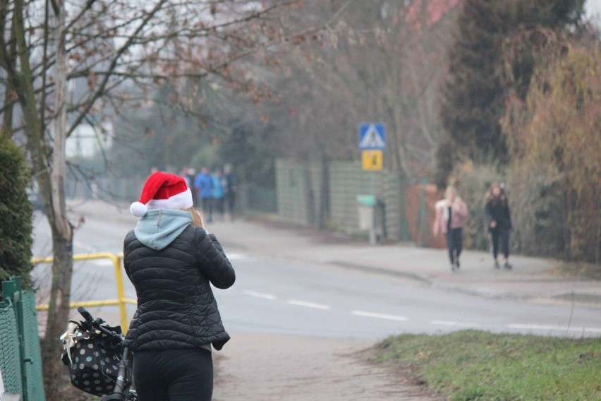 Leśna wigilia międzychodzkich biegaczy 2019 (24.12.2019).